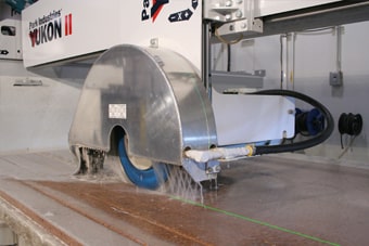 Laser projection systems in the stone industry