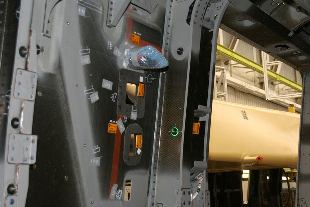 Systèmes de projection laser pour applications Aéronautique et navale