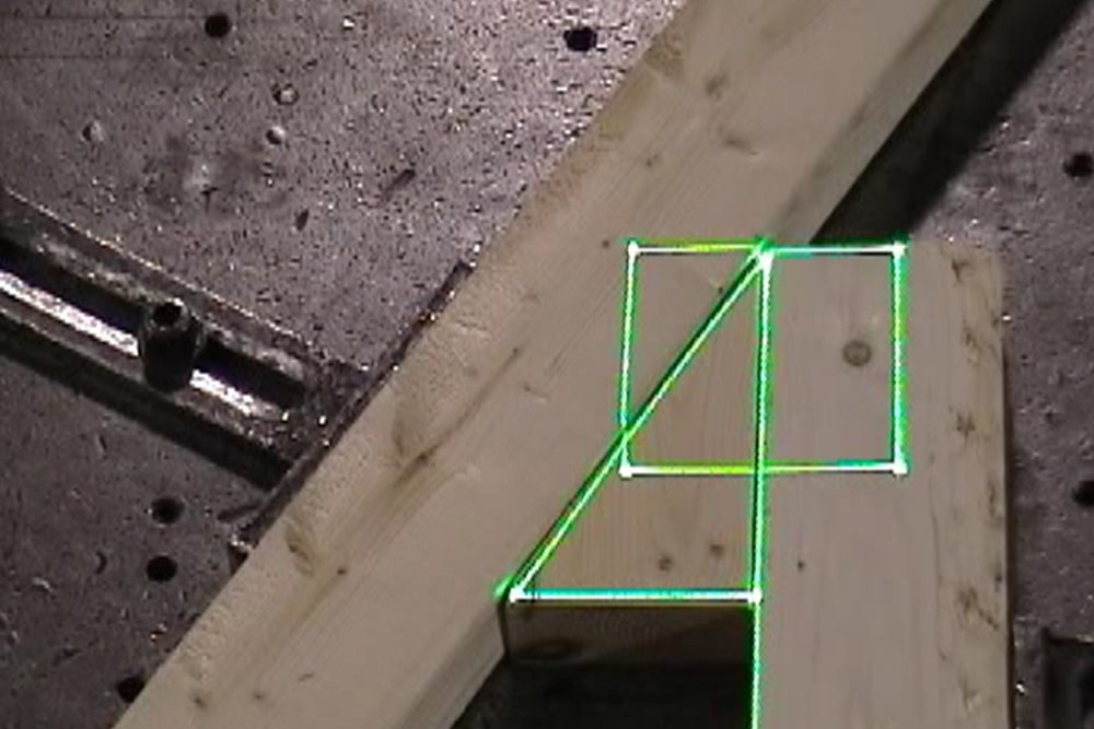 Projection laser parfaite sur des pièces de bois préfabriquées
