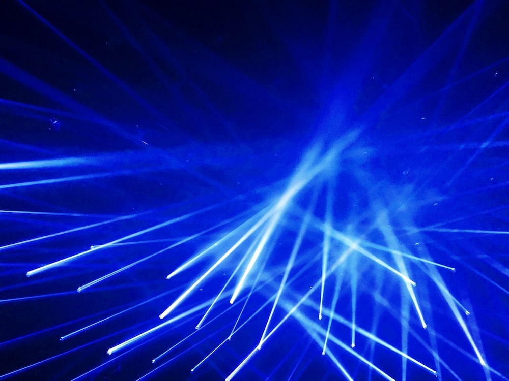 Einsatz und Geschichte der Laserstrahlen II
