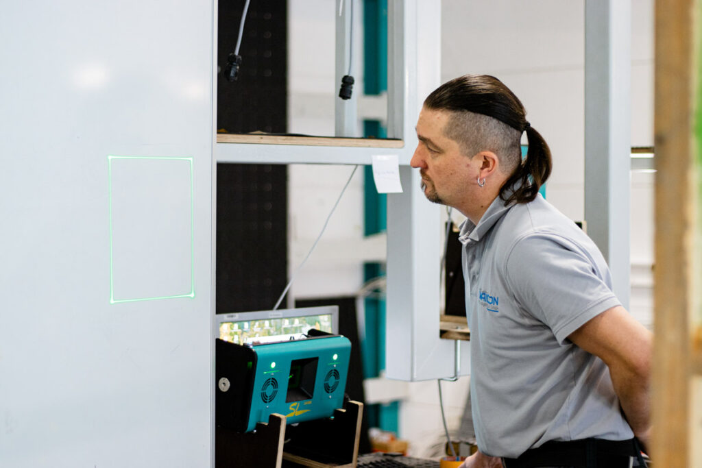 Installation, training and Maintenance contracts