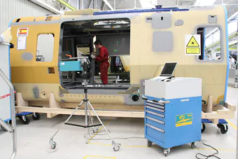Aircraft assembly Laser projection Aircraft industry - Boat building